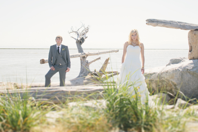 Wedding photos at the beach