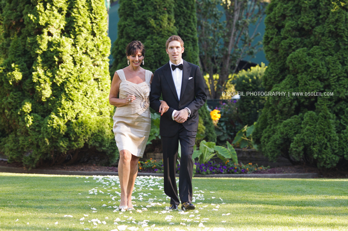 Stanley Park Pavilion + Tea House in Stanley Park Wedding | Lindsay + Jason