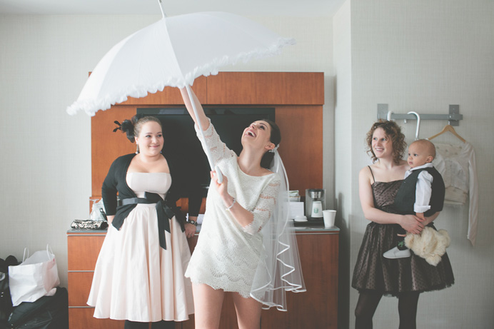 Getting ready at the Westin Bayshore Hotel Tea House in Stanley Park Wedding on New Years Day | Linnie + Nico