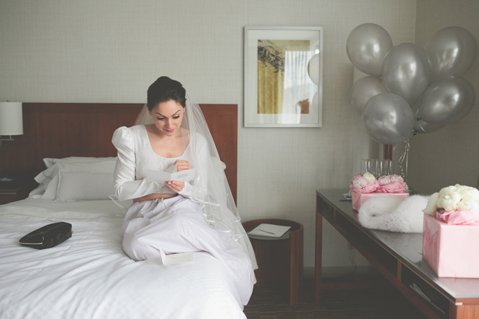 Bride ready note from groom Tea House in Stanley Park Wedding on New Years Day | Linnie + Nico
